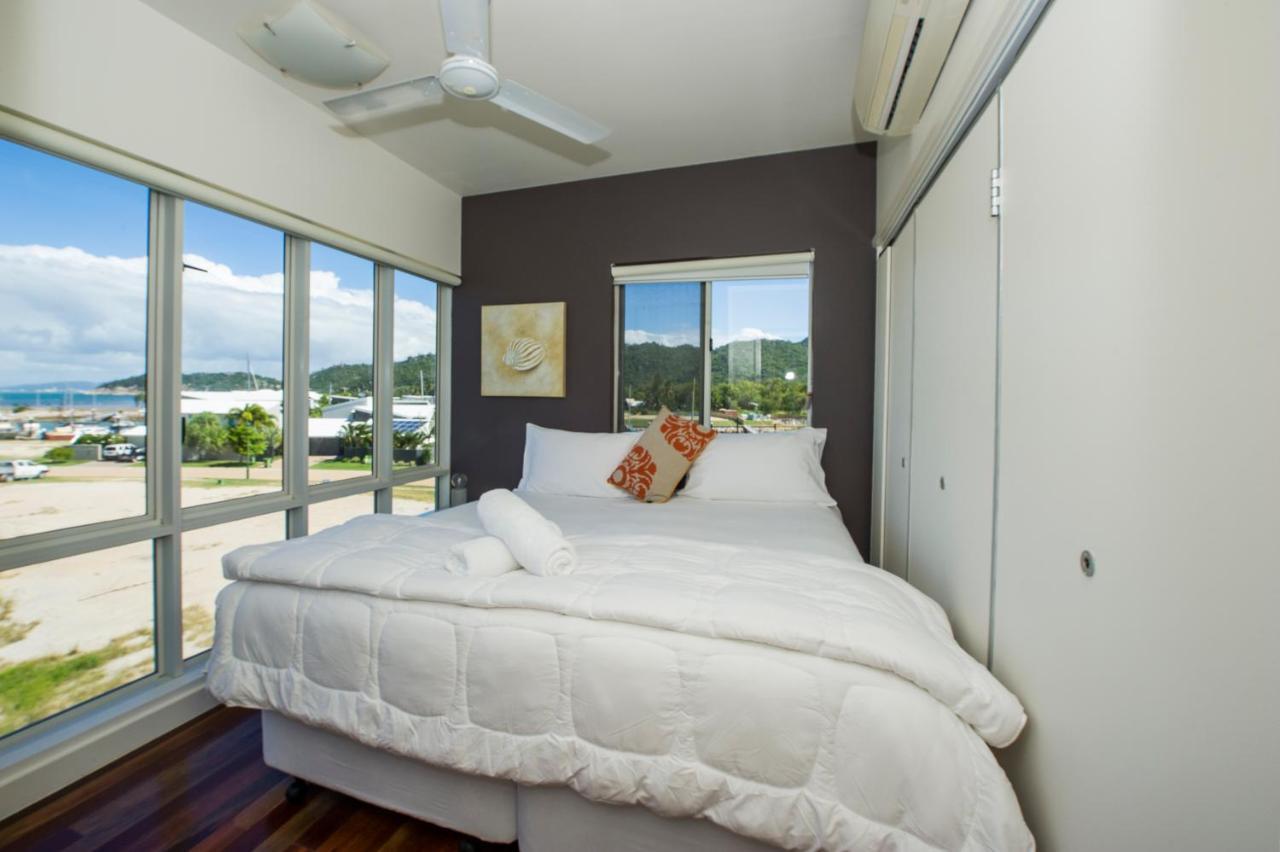 Beachside Magnetic Harbour Apartments Nelly Bay Esterno foto