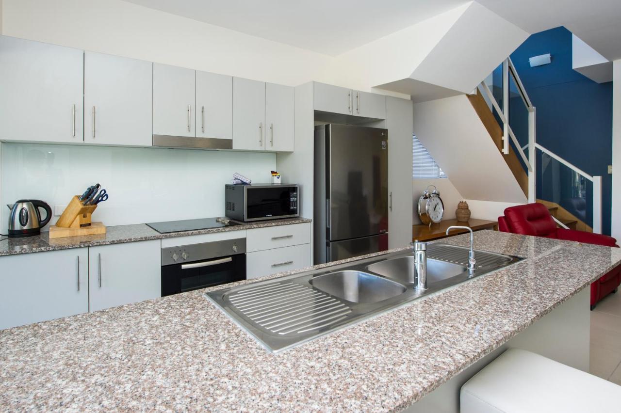 Beachside Magnetic Harbour Apartments Nelly Bay Esterno foto