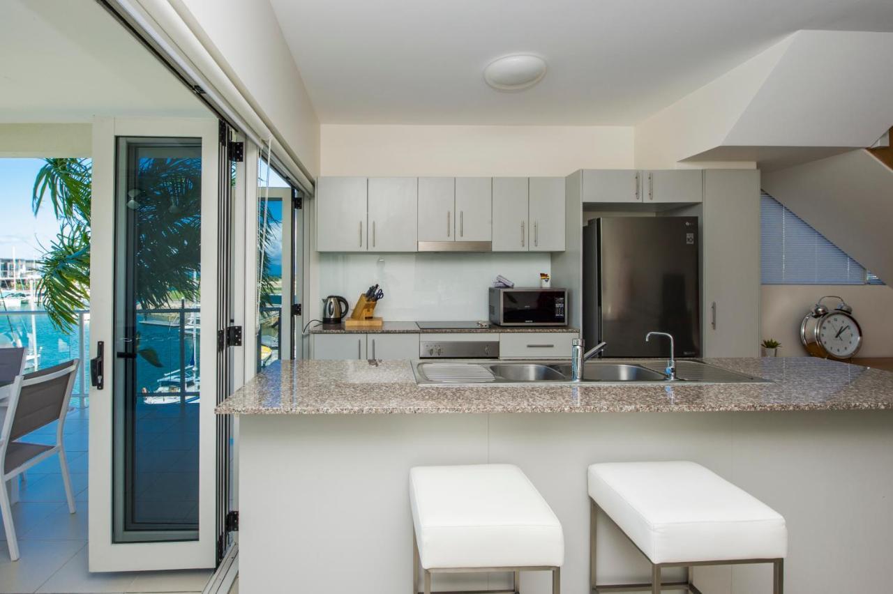 Beachside Magnetic Harbour Apartments Nelly Bay Esterno foto