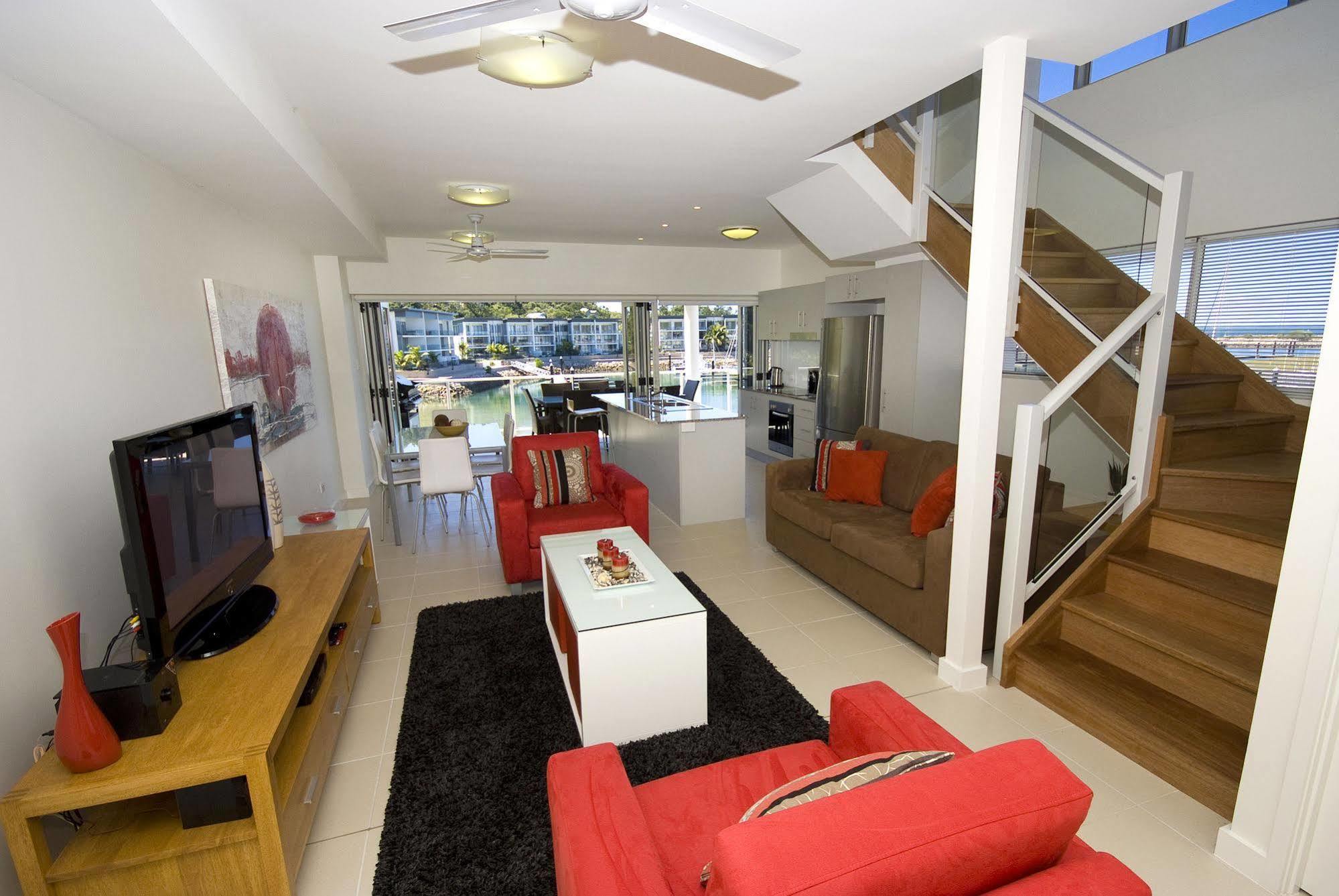 Beachside Magnetic Harbour Apartments Nelly Bay Esterno foto